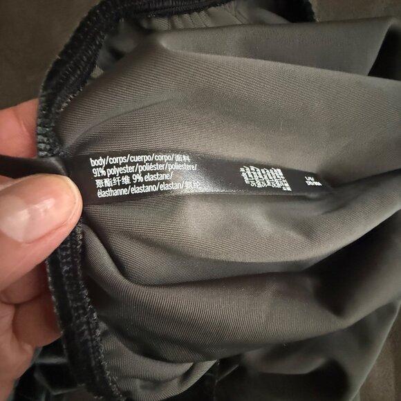 Victoria Sport Green Velvet Long Sleeve Bodysuit  Womens Size L - Picture 6 of 6